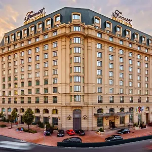Fairmont Grand Hotel